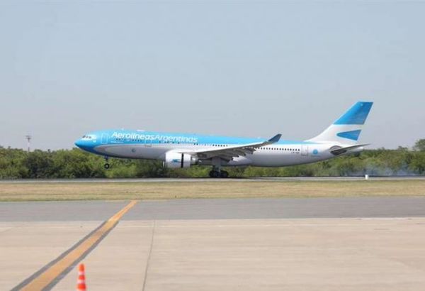 Avión argentino aterriza con las vacunas Sputnik V