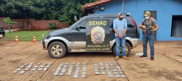 Detectan marihuana “marroquí” en doble fondo de un vehículo - ABC en el Este - ABC Color