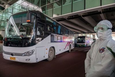 China lanza advertencia a EEUU sobre intento de “politizar” misión de OMS en Wuhan - Mundo - ABC Color