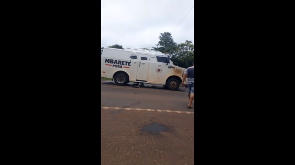 Delincuentes fuertemente armados asaltaron transportador de caudales en Juan E. Oleary - Megacadena — Últimas Noticias de Paraguay