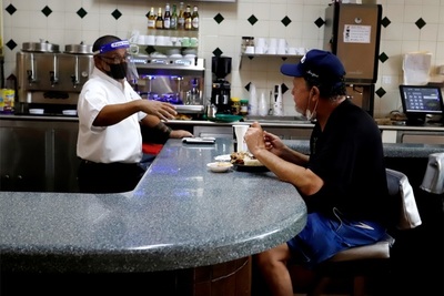 La covid-19 amenaza en Puerto Rico a los restaurantes, pero crece el comercio - MarketData