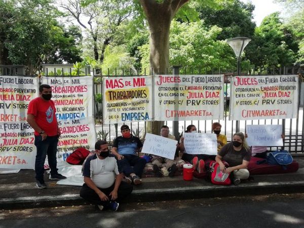 Empleados de Citymarket en huelga de hambre ante falta de respuestas