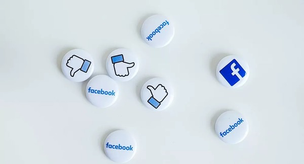 Facebook prepara demanda antimonopolio contra Apple por sus reglas en la App Store