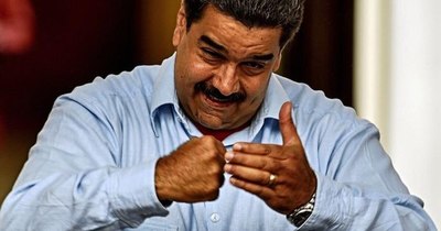 La Nación / Hierbas, ozono y un cuestionado antiviral, las “milagrosas” promesas de Maduro ante el COVID-19