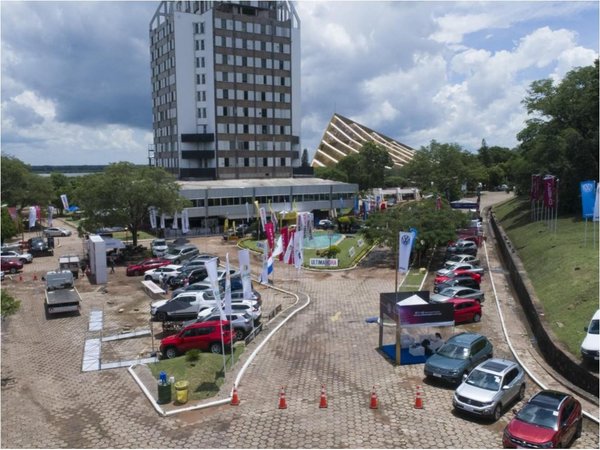 Comenzó la Expo Rodados y Náutica 2021, concurrida a pesar de la lluvia