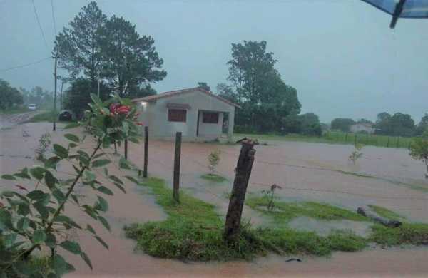 Emergencia por inundaciones en San José de los Arroyos - Noticiero Paraguay