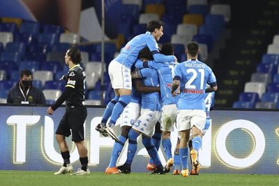 Napoli también se anota en semifinales de la Copa Italia