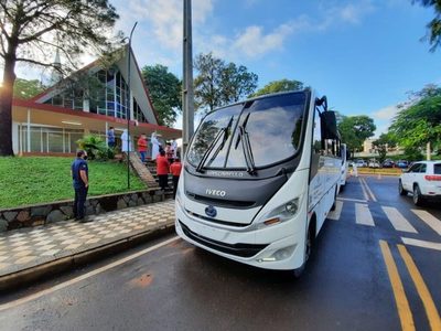 Nuevos buses para los asegurados en el Hospital Central – IPS. | OnLivePy