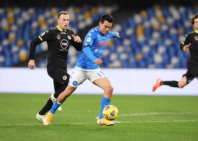 Napoli asegura su presencia en las semifinales de la Coppa Italia