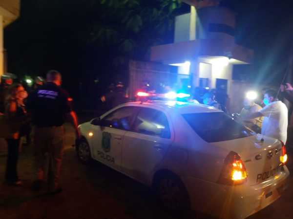 Efraín Alegre ya se encuentra en la Agrupación Especializada, donde cumplirá cuarentena - Megacadena — Últimas Noticias de Paraguay