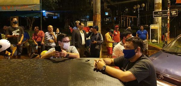CDE: Liberales marcharán esta noche en repudio al proceso contra Efraín Alegre - ABC en el Este - ABC Color