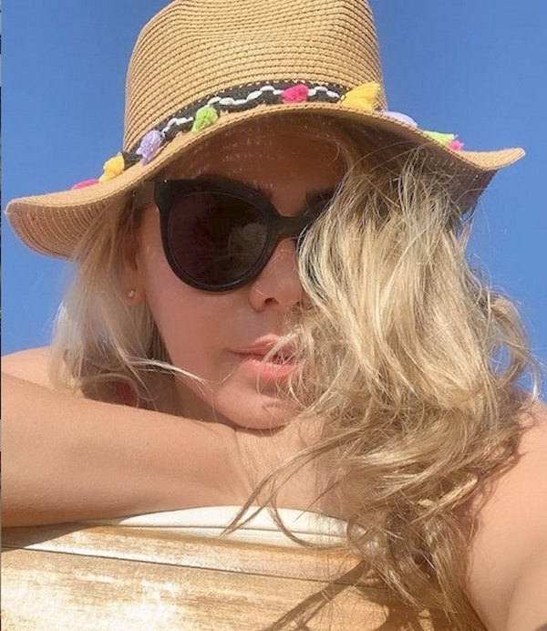 Crónica / Así es como Lili da pelea a las arrugas