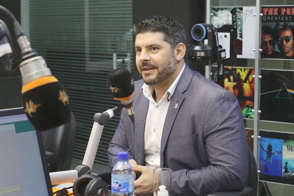 Crónica / ¡SÚPER “NENECHO”! “Sé lo que le molesta al ciudadano”, he’i