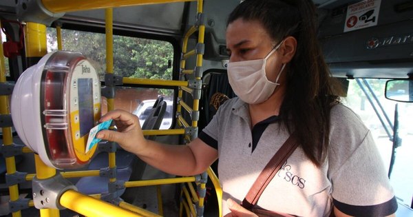 La Nación / Verifican venta de tarjetas para pasaje