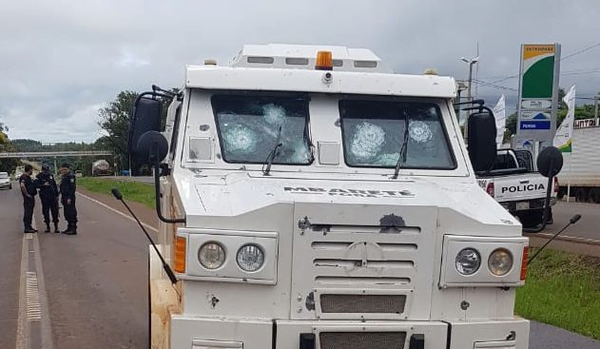 Más de un millón de reales se habrían llevado en asalto a transportador de caudales - Noticiero Paraguay