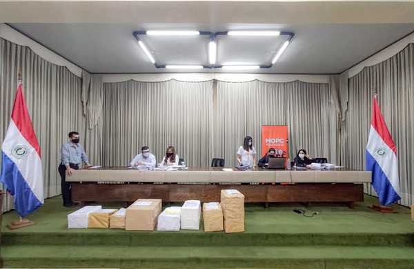 Cinco empresas presentaron sus para realizar las obras del Hospital de Coronel Oviedo | .::Agencia IP::.