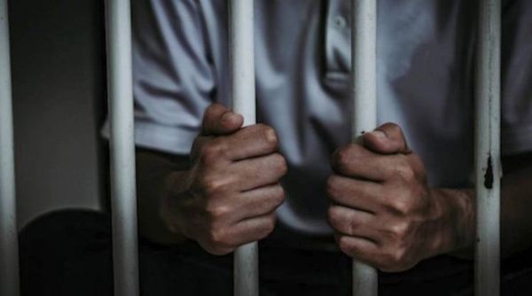 Ligó 15 años por abusar de la hermana de 13 años de su pareja