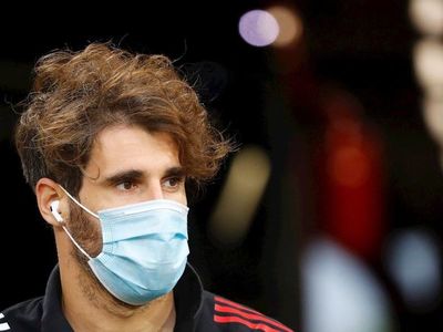 Javi Martínez y Leon Goretzka bajas en el Bayern por covid 19