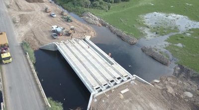 Registran buen avance en la construcción de puentes sobre la ruta Transchaco