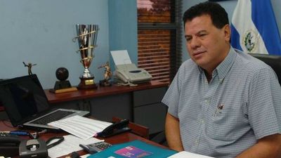 “Fifagate”: Extraditan a EEUU a exjefe del fútbol de El Salvador - Fútbol - ABC Color