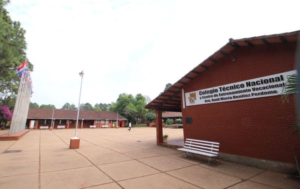 MEC cuenta con un 5% de escuelas en estado crítico y apunta a cubrir déficit en este año | .::Agencia IP::.