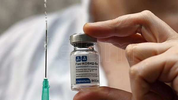 Rusia ofrece entregar a la UE 100 millones de dosis de vacunas