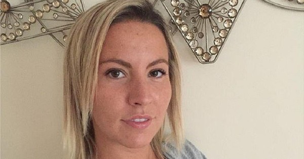 Profesora sedujo a un alumno de 15 años vía Snapchat, lo llevó a un campo y abusó de él - C9N