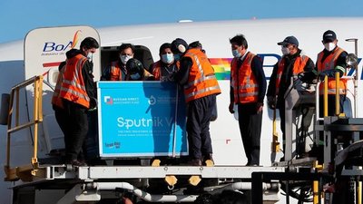 Covid-19: Proceso de inmunización comenzó en Bolivia