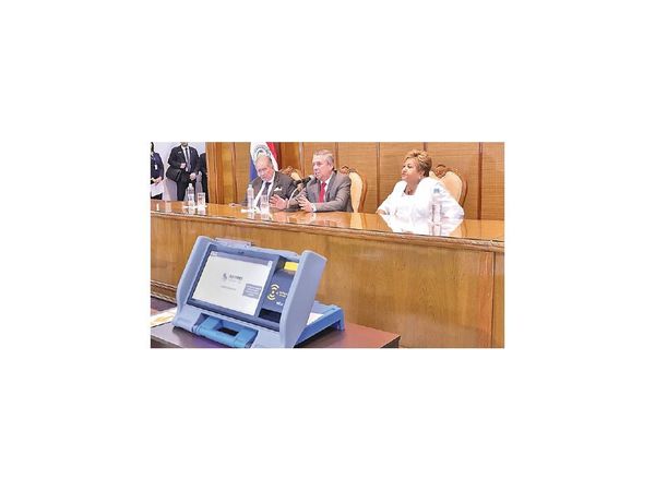 Llaman a misiones electorales