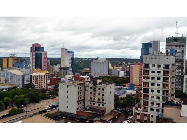 Con una Escuela de Emprendedores buscan salir de la crisis en CDE
