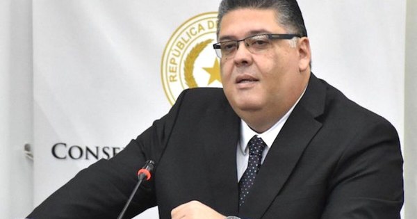 La Nación / Prisión se da por desacato a orden judicial, aclaran
