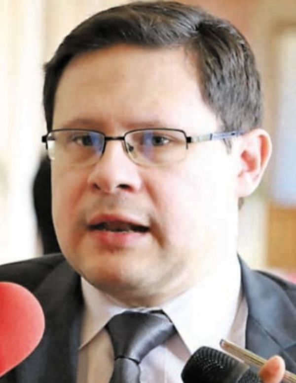 Modificaciones para ampliar deducciones en IRP e IRE sería retroceso para régimen tributario, según Viceministro - Enfoque económico - ABC Color