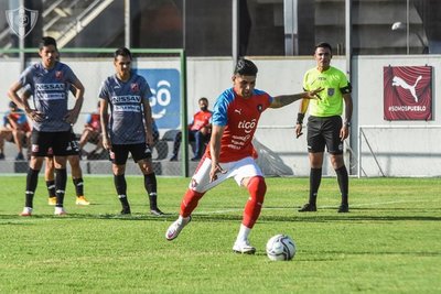 Cerro Porteño perdió ante River Plate en su único amistoso previo al inicio del Apertura - Megacadena — Últimas Noticias de Paraguay