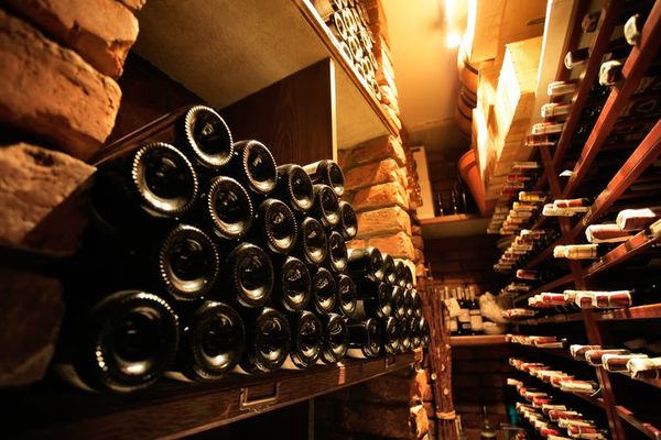 Siete detenidos en Francia tras robo de vinos por casi un millón de dólares - Mundo - ABC Color
