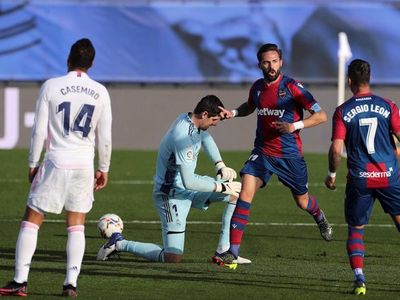 El Real Madrid renuncia a la Liga