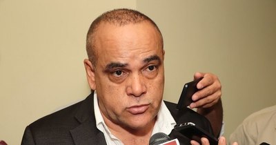 La Nación / “Efraín Alegre vive del subsidio electoral”, expresó el diputado Basilio Núñez