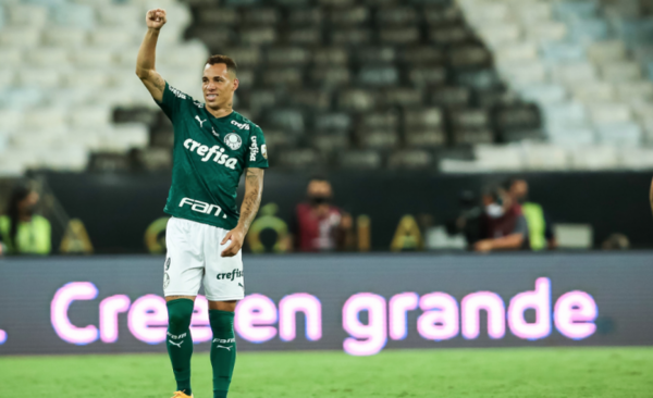 HOY / Marca su primer gol en la Copa y le da el título al Verdâo