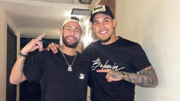 Neymar felicitó a su amigo Gustavo Gómez por el título del Palmeiras