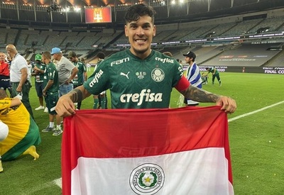 Gustavo Gómez "sufrió mucho con River", dice exfutbolista argentino