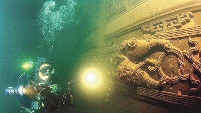 Crónica / CIUDADES PERDIDAS Sumergidas en el agua