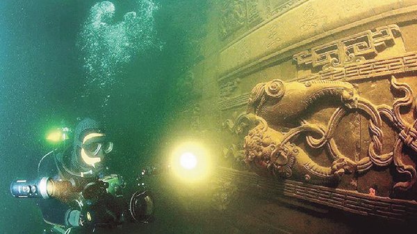 Crónica / CIUDADES PERDIDAS Sumergidas en el agua