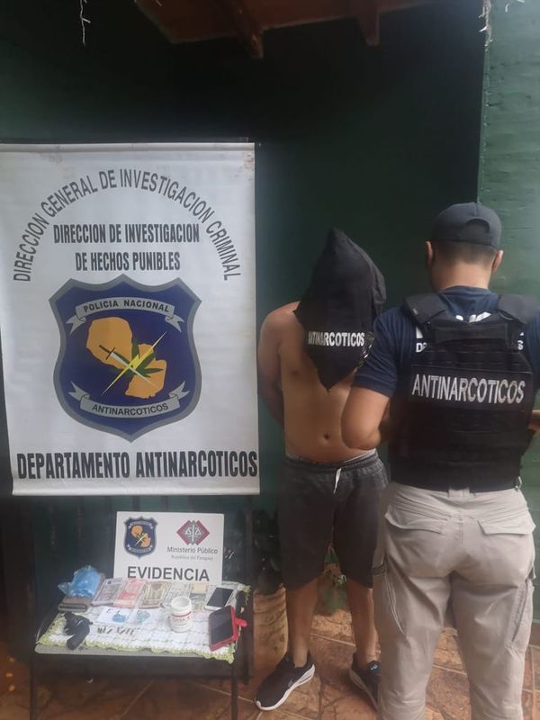 Detienen en Ñemby a presunto microtraficante que operaba cerca de plazas y colegios de la zona - Nacionales - ABC Color