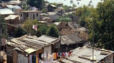 Derrumbe en la Chacarita tras temporal vai: Dos niños y una mujer murieron