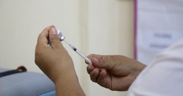 La Nación / COVID-19: Unas 150.000 personas serán inmunizadas en la 2° quincena de febrero
