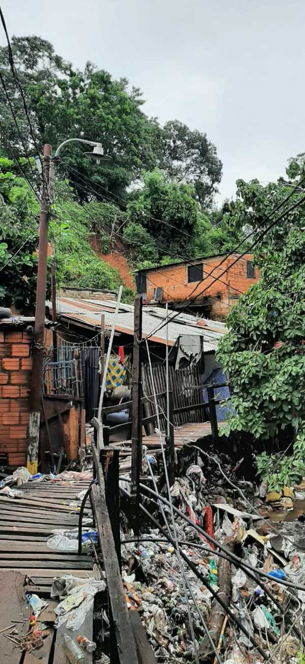 Tres fallecidos tras derrumbe en la Chacarita