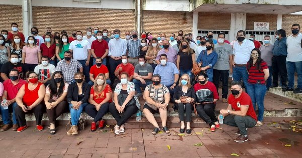 La Nación / Viceministro de Empleo renuncia a su precandidatura a la concejalía para apoyar a Centurión
