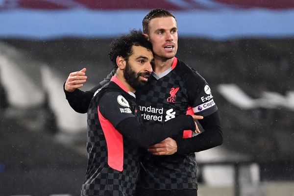 Liverpool derrota al West Ham y se mete en el podio - Fútbol - ABC Color