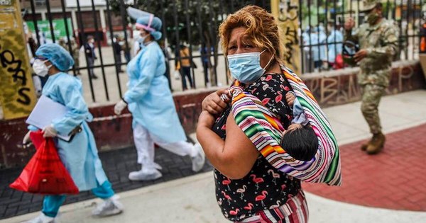 La Nación / Lima comenzó otra cuarentena por segunda ola