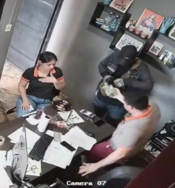 Asalto a un local de venta de hierros en Calle 2000, con botín de G. 30 millones – Diario TNPRESS