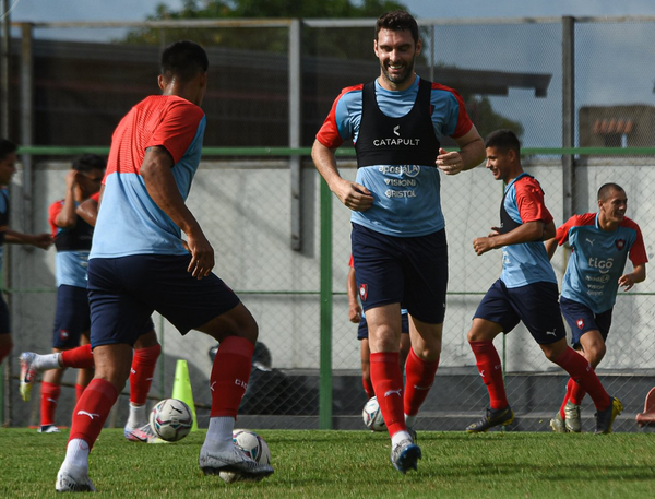 Una delantera renovada es la apuesta de Cerro Porteño